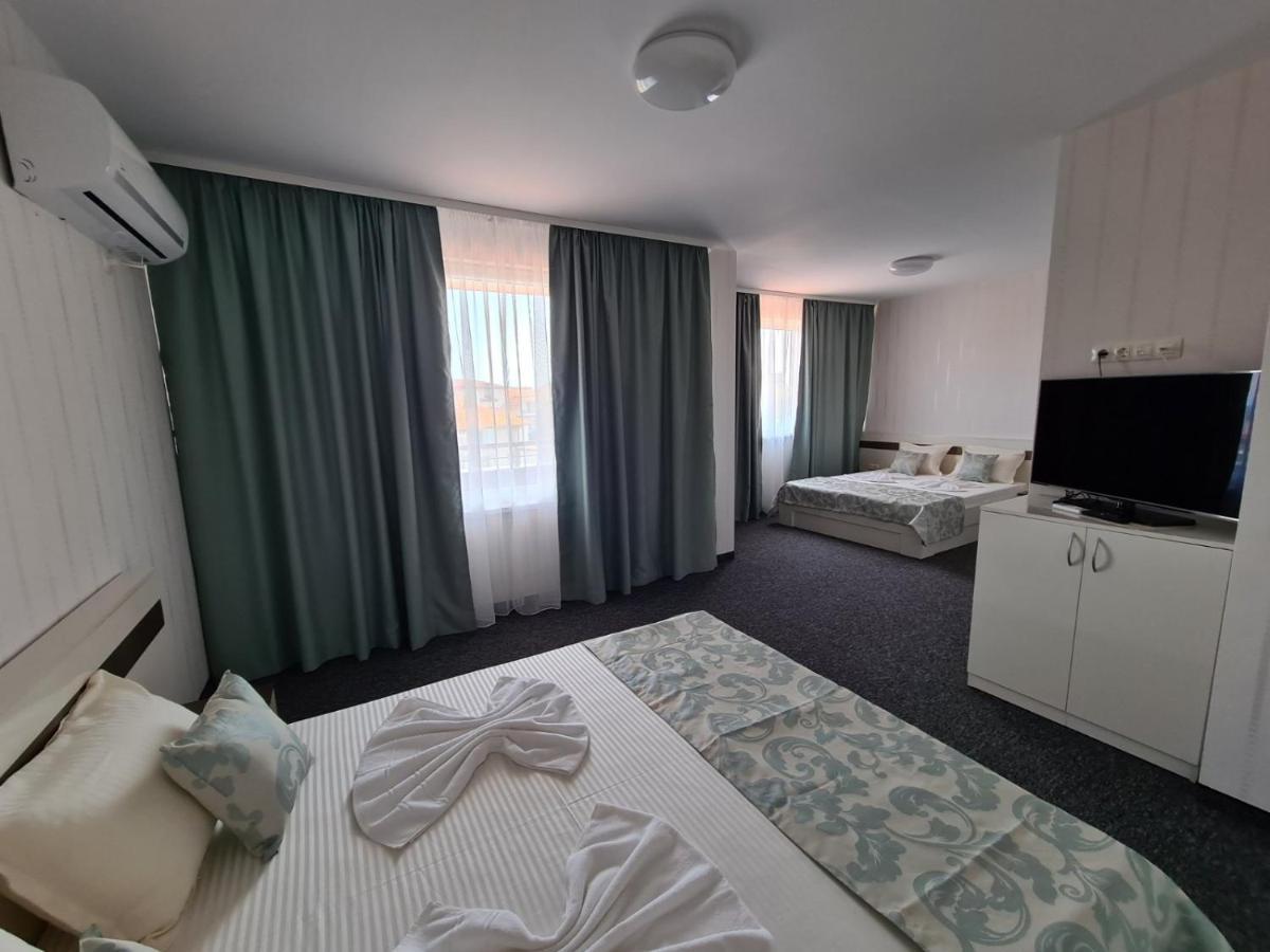 Villa Yanevi 라브다 외부 사진